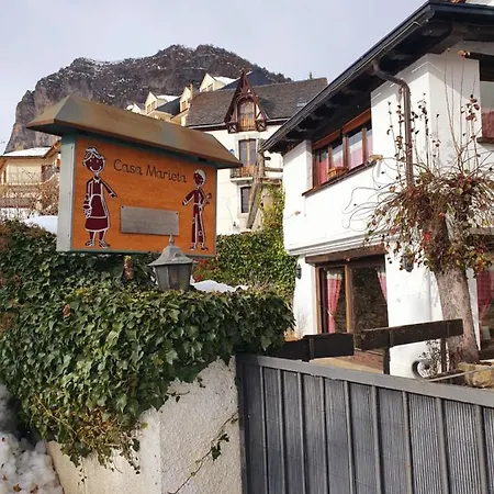 Casa Marieta Holiday home Escarrilla